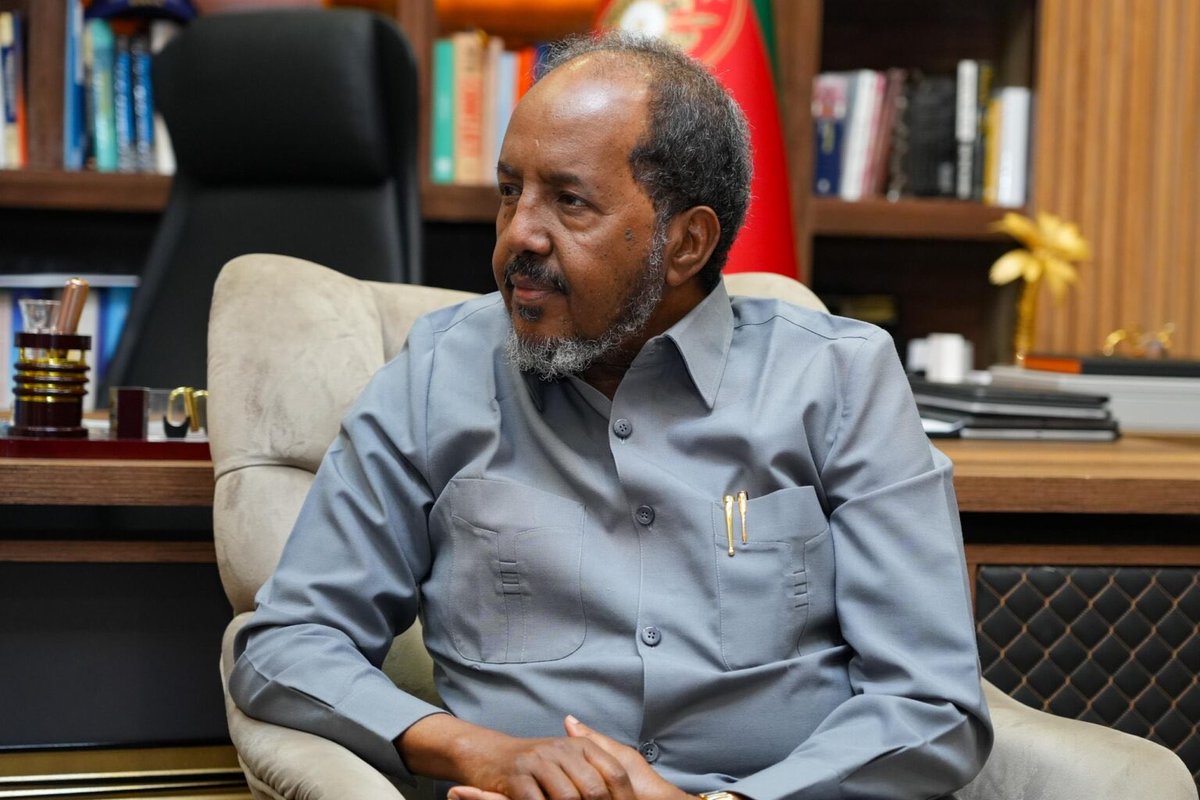 MUFASAllcv's tweet photo. BREAKING: Diplomatic sources report investigations into Somali Cabinet members &amp; presidential allies over illegal public land deals.
Key figures face impending travel bans &amp; asset freezes due to Villa Somalia’s failure to reach an inclusive electoral agreement. https://t.co/6IYYrbXzvs