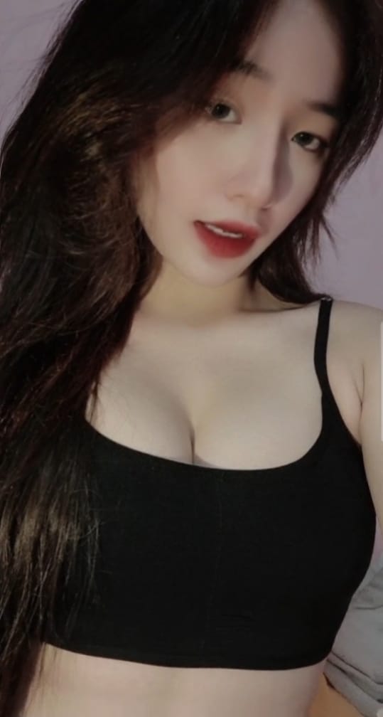SoledadVal3o9n's tweet photo. الحلم يزدهر السعادة في صمت. عندما الصداقة يملأ لحظة calvin shon🥨 https://t.co/PQ0VseLoU5
