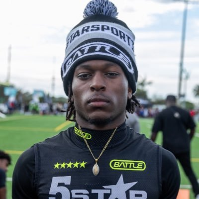 CountyPolk's tweet photo. 🏈Summer DB Rankings🏈 
#PCGridiron *2027 Class*
1. Jordan Young - Lakeland
2. Duce Pugh - Lake Wales
3. Deonte Fielder - Lakeland
4. Ahmaad Watts - Lakeland
5. Quay Herring - Lake Wales https://t.co/rjEXj1jyhD
