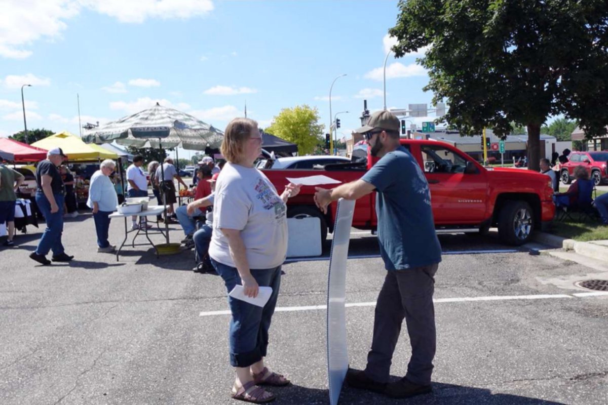 AlphaNews's tweet photo. Lawsuit: City of Benson repeatedly cited Christian evangelist for holding pro-life sign on public property

The pro-life advocate also alleges that the city tried to force him to pay a vendor fee before allowing him to speak to people at the public farmers market.

"The First Amendment doesn’t come with a price tag," said Mark Trammell, CEO of the Center for American Liberty.