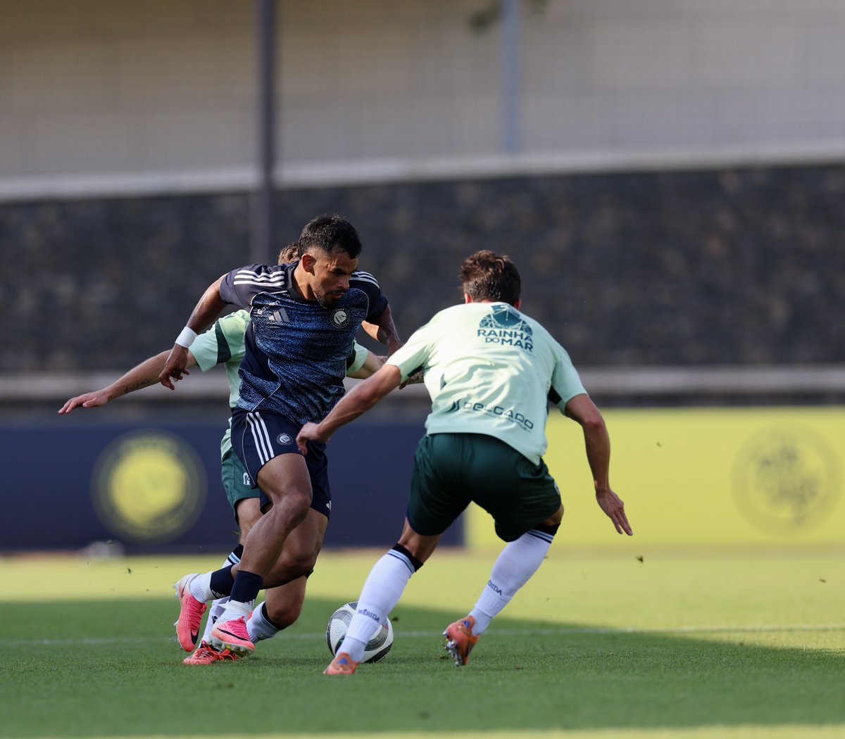 AlNassrFC_EN's tweet photo. Another day of progress 👊
A 2-0 win in Lisbon 💛 https://t.co/LMloWDRVuo