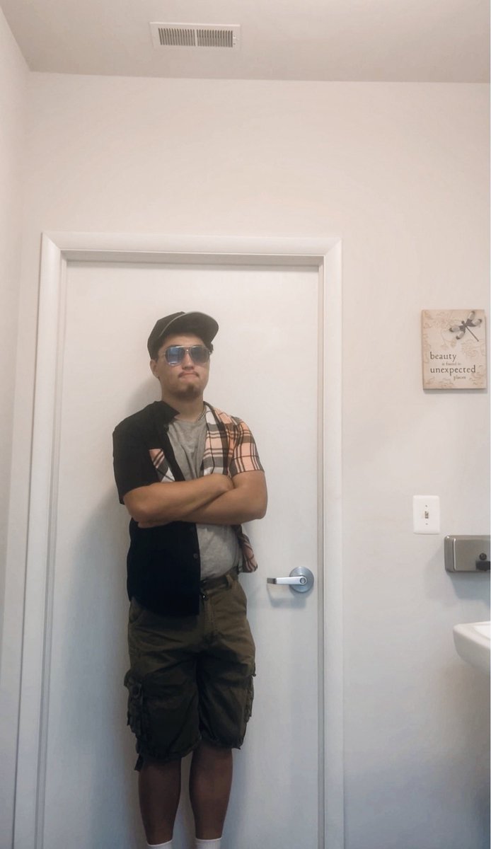 UmbreonMania's tweet photo. πΌ oh hi do u say hi back π#aestheticfashion #vibephoto
#maleposes #mirrorposes #bathroompic
Comment down below π¬
If the pics are good πΈ what I should do next time π what I did good and comment which one was your favorite π€ https://t.co/0QQ4cEHzhS
