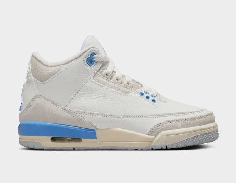 SOLELINKS's tweet photo. Ad: Sizes added: GS Air Jordan 3 Retro 'Lucky Shorts’ at $99.98 + shipping => https://t.co/zpnB15imLM https://t.co/1EeYIVC1Zk