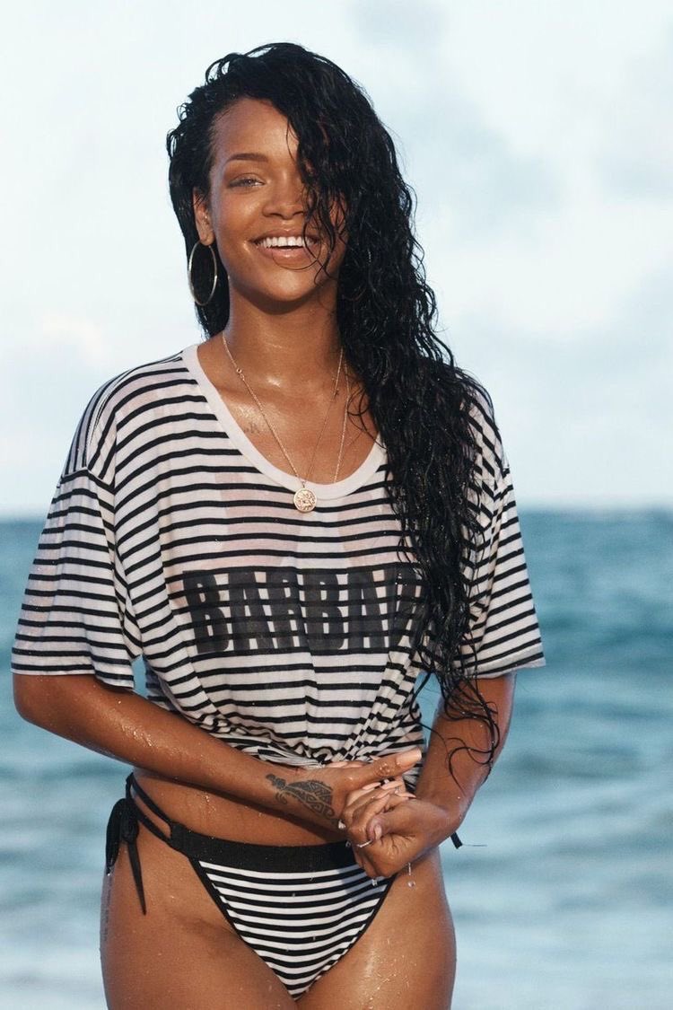 luanwantsu's tweet photo. Rihanna for Barbados Tourism Campaign, 2013 https://t.co/TFzIh6dbkX