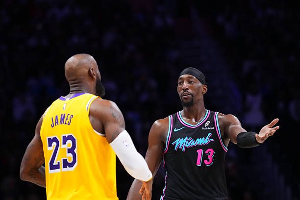 TheDunkCentral's tweet photo. “I’m going to bust his ass.”

- Bam Adebayo on his message to LeBron James 

(Via @Anthony_Chiang ) https://t.co/2aWnbeudCp