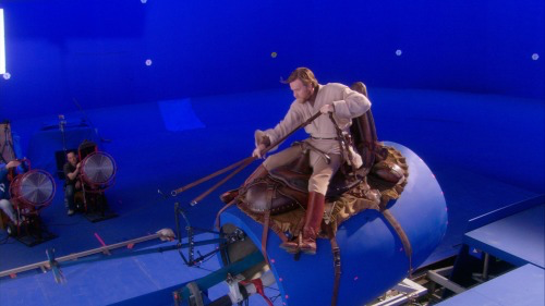 drew_rop_era's tweet photo. I'm getting Star Wars prequel trilogy reminders seeing these blue screen behind the scenes shots (in a good way!) https://t.co/fc9c2hRTAO