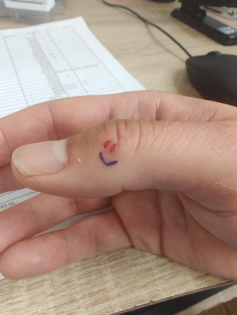 Artholic13's tweet photo. @wambudambu79 Co mi to jen připomíná... https://t.co/z0LoBafI4S