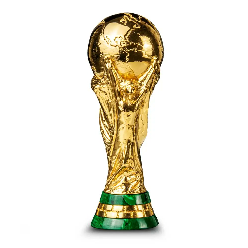 theMadridZone's tweet photo. 🚨💣 BREAKING: European nations are discussing BOYCOTTING THE WORLD CUP if Gianni Infantino pushes ahead with his plan to sell off part of FIFA to private investors.

UEFA nations will hold an emergency meeting THIS WEEK to decide. @SkySports https://t.co/zXvg35qcAp