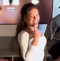 FradickCoitinho's tweet photo. @kkkkkkkleiklei uma delicia de linda https://t.co/LHvTR05AEK