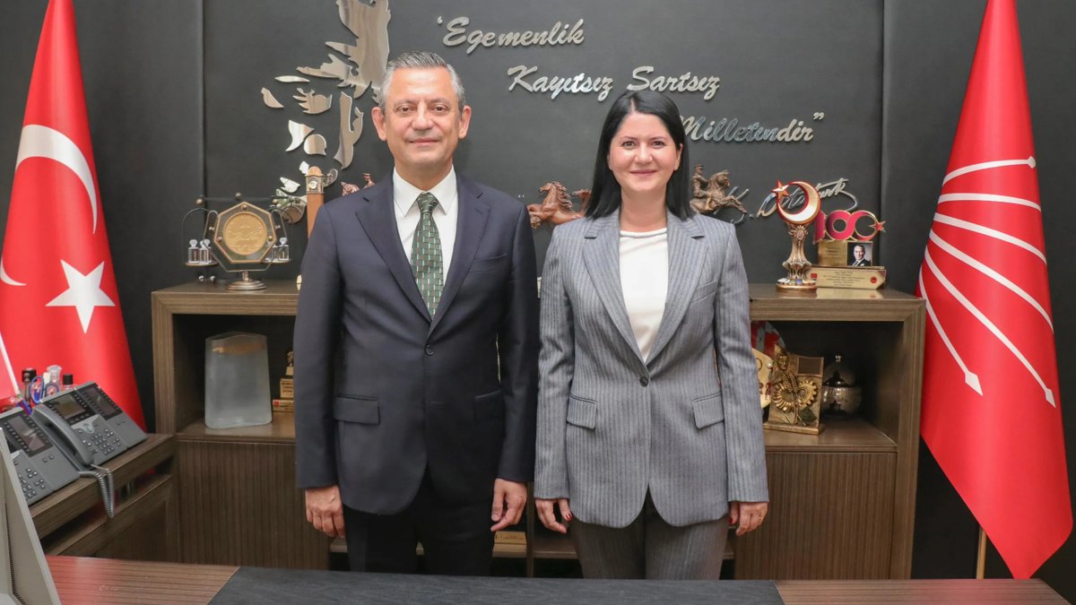 halktvcomtr's tweet photo. CHP Edirne Belediyesi'ni kaybetti!

Belediye Başkanı Filiz Gencan YENİ Parti'ye geçti

https://t.co/qdq3s5vrKv https://t.co/8CD9Tgp1B3
