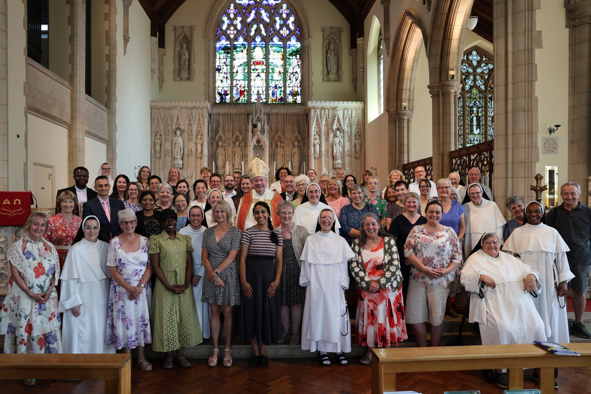 DomSrStJoseph's tweet photo. On Saturday we held an awards ceremony for our first cohort of students to have completed the Light of Truth Certificate in Catechesis - we are so proud of them! Please keep them in your prayers ๐
#lightoftruth #certificateincatechesis #catechistformation #catechists #mission https://t.co/v6HueHJBGv