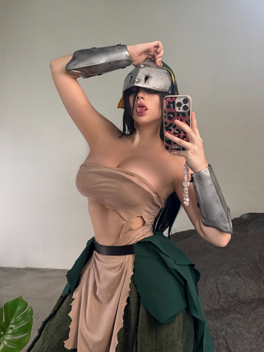 shadory_cos's tweet photo. I made a quick cosplay test (o´ω`o) https://t.co/DFDe7bkIRZ