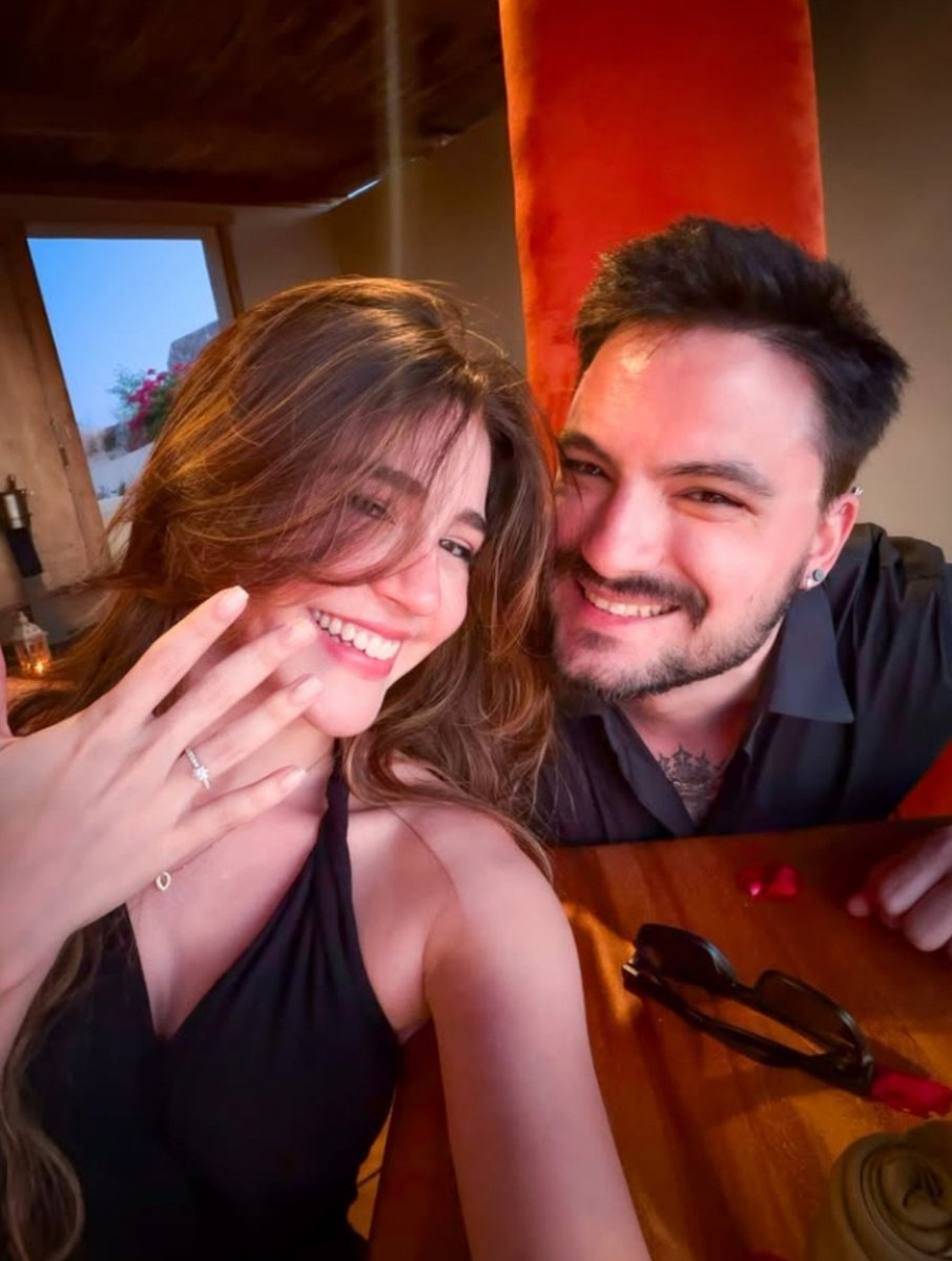 mia_feneto's tweet photo. MEIO QUE MEU PAI VAI CASAR https://t.co/U4iuwRT7n0