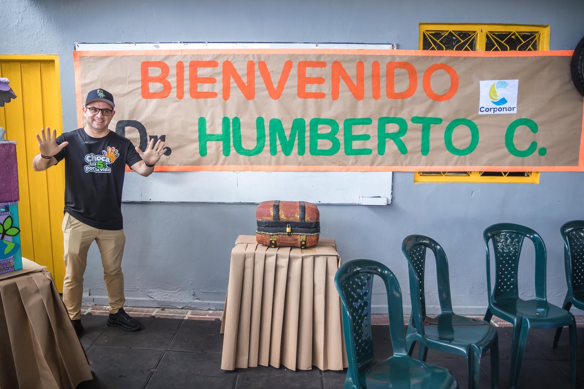 CORPONOR's tweet photo. #Teorama, en el Catatumbo, está Chocando las 5 por la Vida. 🤚
Junto a sus comunidades, líderes y estudiantes del Colegio Emiliano Santiago Quintero, seguimos fortaleciendo un compromiso: cuidar el agua, ahorrar energía, prevenir incendios forestales y proteger nuestros bosques. https://t.co/2KManwBceK