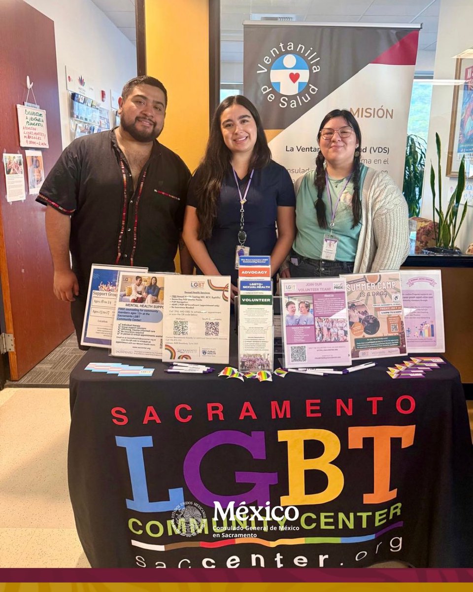 consulmexsac's tweet photo. 🩺❤️¡Seguimos promoviendo la salud preventiva!
Gracias a @SacLGBTCenter y Chamberlain University, en el @consulmexsac ofrecimos pruebas gratuitas de VIH, Hep C, glucosa y presión.
Próximas pruebas de VIH/Hep C: últimos viernes de mes.
#SaludPreventiva #VentanillaDeSalud @IME_SRE https://t.co/ptYRoSxNZc