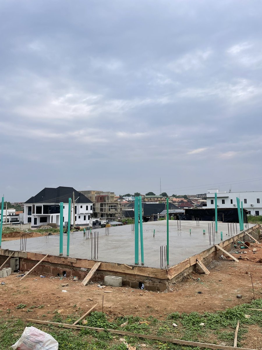 Manya196's tweet photo. Slide 1: Filling 🏗️
Slide 2: Foundation ✅
Slide 3: Wall partitioning 🧱
Slide 4: Lintel ☑️
…keep trusting the process.🤝
#ConstructionEngineering 👷🏽♂️ https://t.co/OiP9dqihRg
