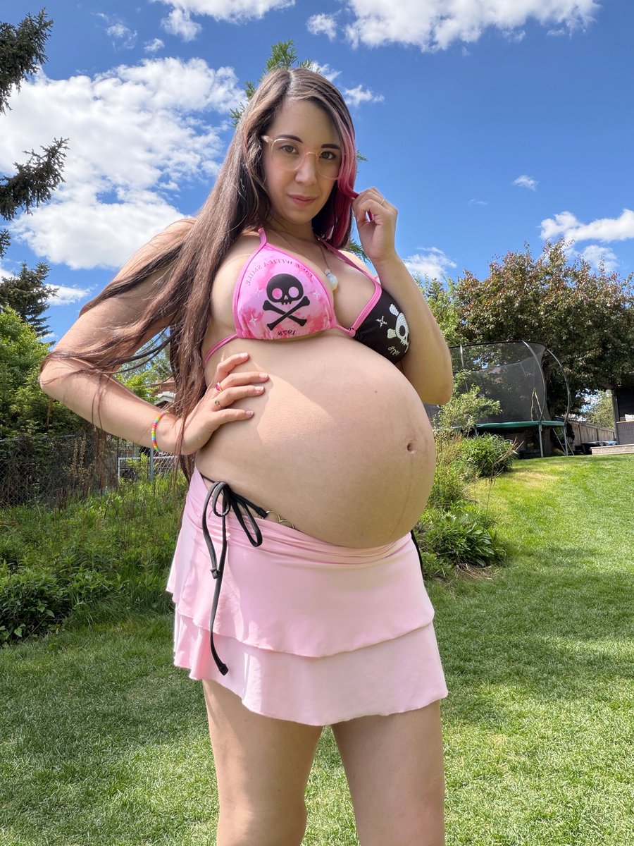 rayofthejungle's tweet photo. Guess how many movies I’ve made this pregnancy https://t.co/Mac48BYptC