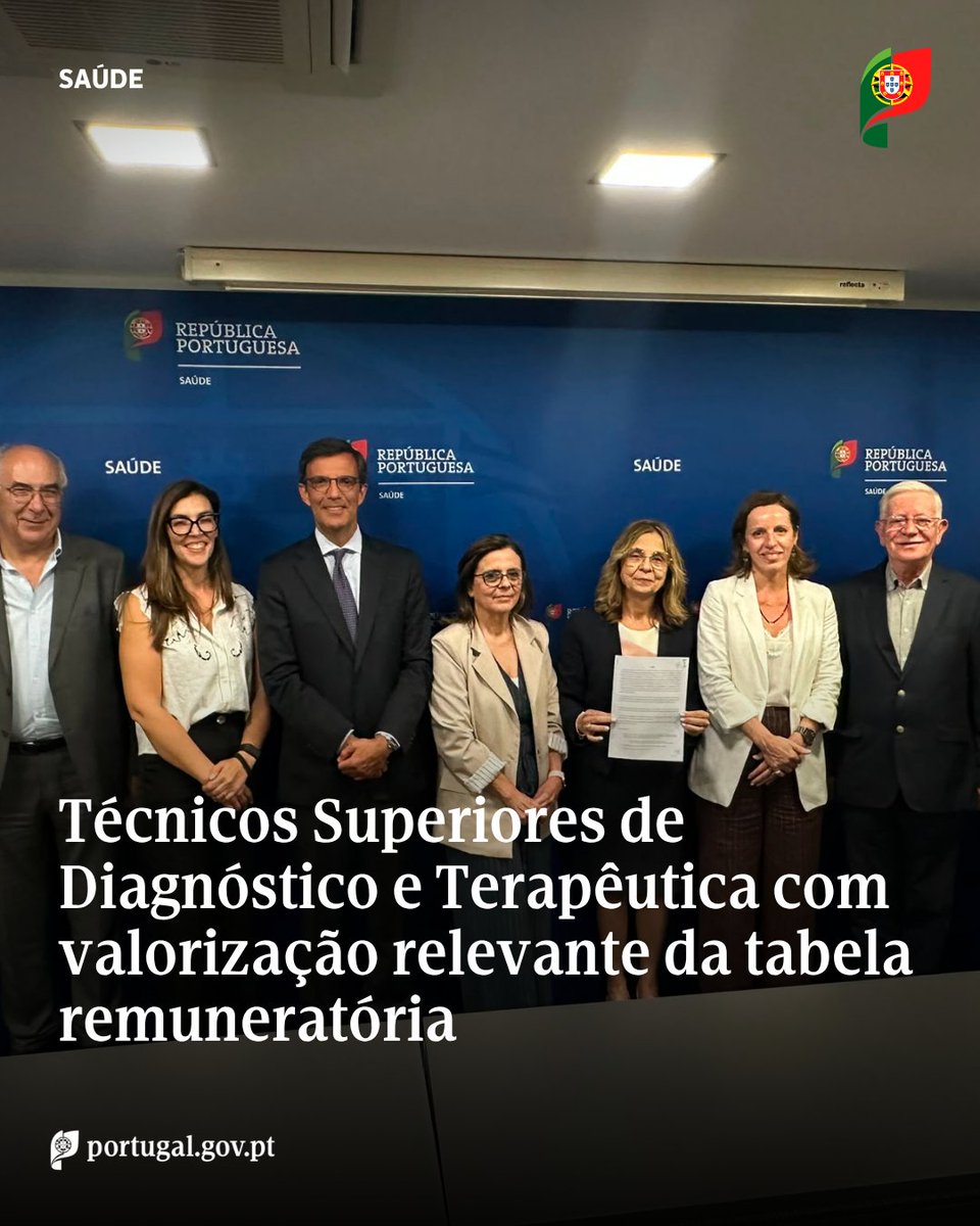 saude_pt's tweet photo. O Governo chegou a acordo com o SINDITE e o SINTAP para uma valorização relevante dos Técnicos Superiores das Áreas de Diagnóstico e Terapêutica em 2026 e 2027.

A carreira passa a designar-se Especialistas das Áreas de Diagnóstico e Terapêutica.

#SNS #Saúde https://t.co/ATEiyw9vkX