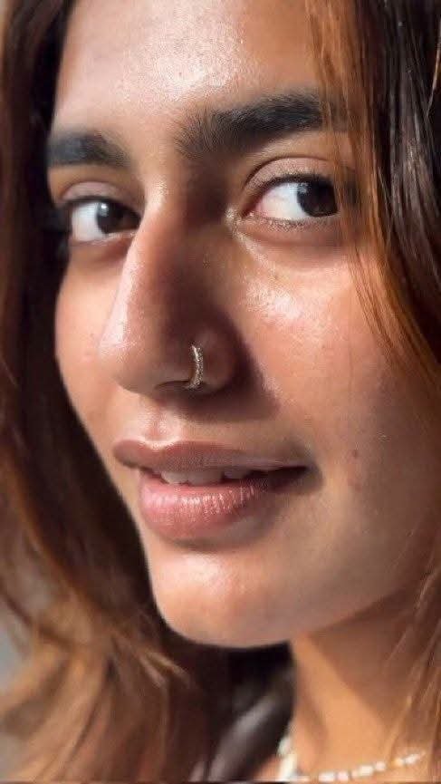 Paradise2k00's tweet photo. Priya Prakash Varrier 🤤❤️‍🔥

Ufff Her Face Card 😍 https://t.co/umLHHM6mXn