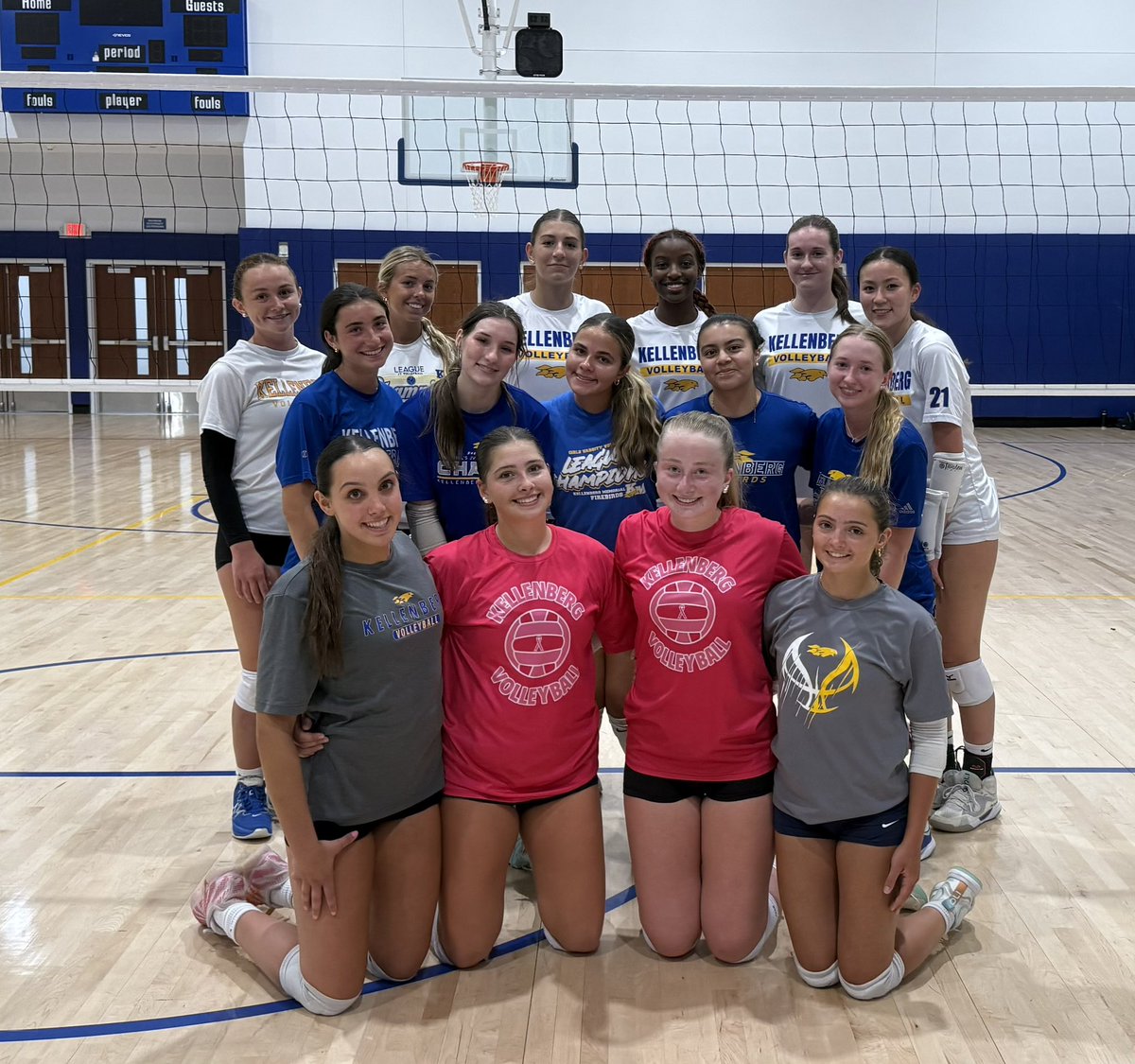 KbergVolleyball's tweet photo. Tremendous workout tonight! Such great vibes &amp; high level VB! 2026 season is less than 1 month away!!! Let’s GOOOOO!! 🏃‍♀️🏐🏃‍♀️🏐🏃‍♀️🏐 https://t.co/aV12VQYdaE