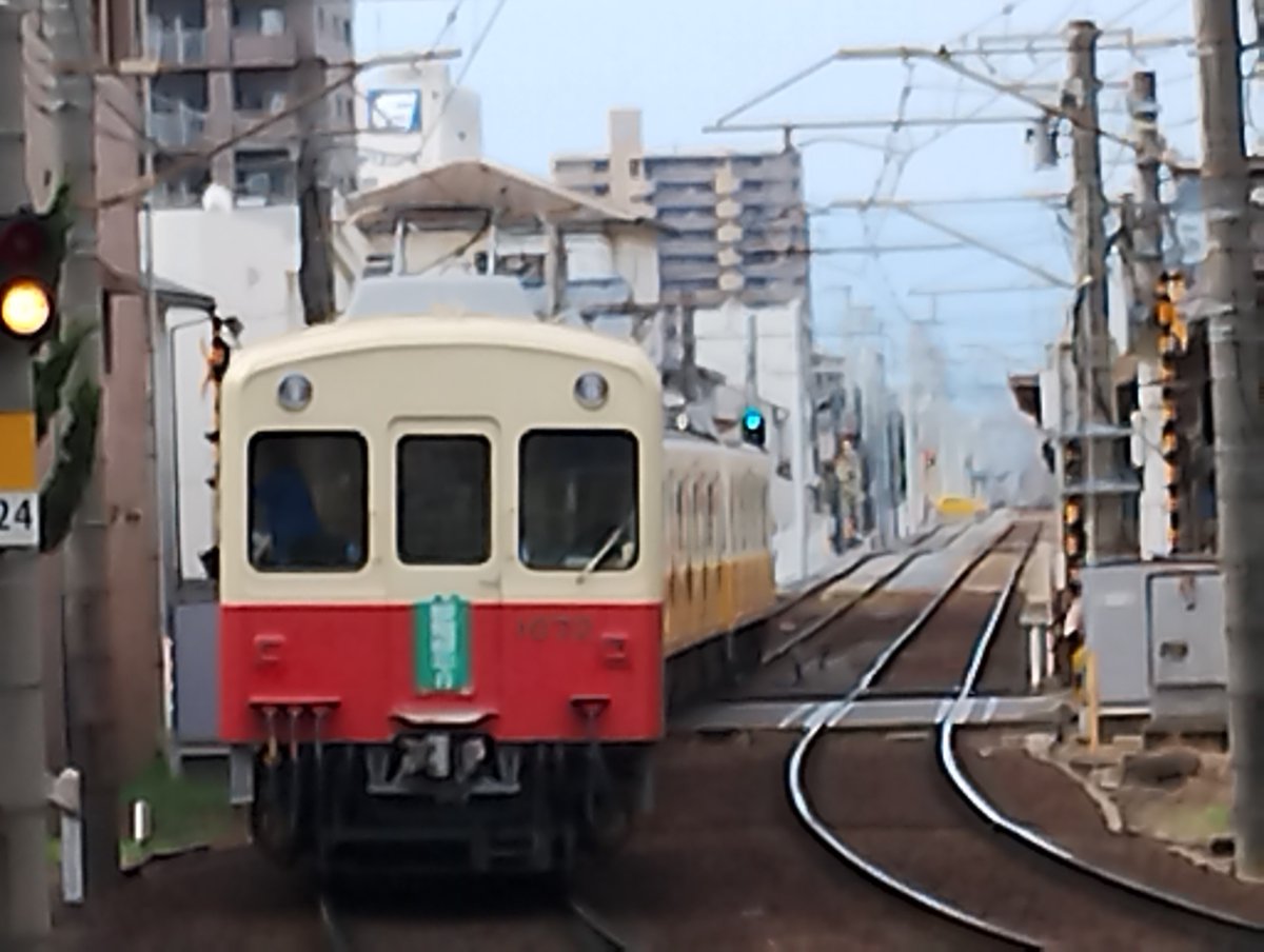 8:30高松築港発の11Kは、1213×1214×1071×1072号でした。琴電琴平駅へ