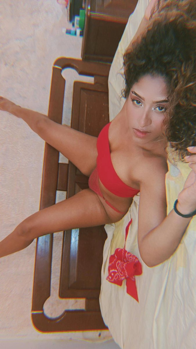 Susanaf0rtun3's tweet photo. Hola buenas noches😘
Mira mi video gratis en Fansly
https://t.co/7HgHVzImIt https://t.co/P2kK1e1Loo