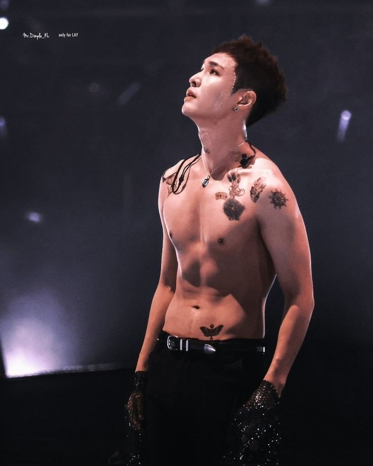 zyxthirsttraps's tweet photo. This is a thirst trap. Don't ask how or why, it just is.
#LAY #张艺兴 #YIXING https://t.co/EP1zp1SsRF