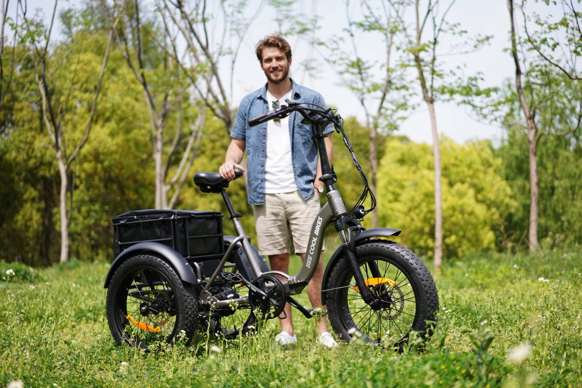 BeecoolBikes's tweet photo. ⏰3 Days Left: Compact Rides, Massive Savings!
🥰Small in size, big on performance.
https://t.co/Z2aP0RKSe5
#BeeCoolBikes #6thAnniversary #AnniversarySale #eBike #ElectricBike #CompactEBike #RideSmart #UrbanRide #AdventureReady #LastChance #SaleEndsSoon #RideBeeCool https://t.co/y0ARJmQlrZ