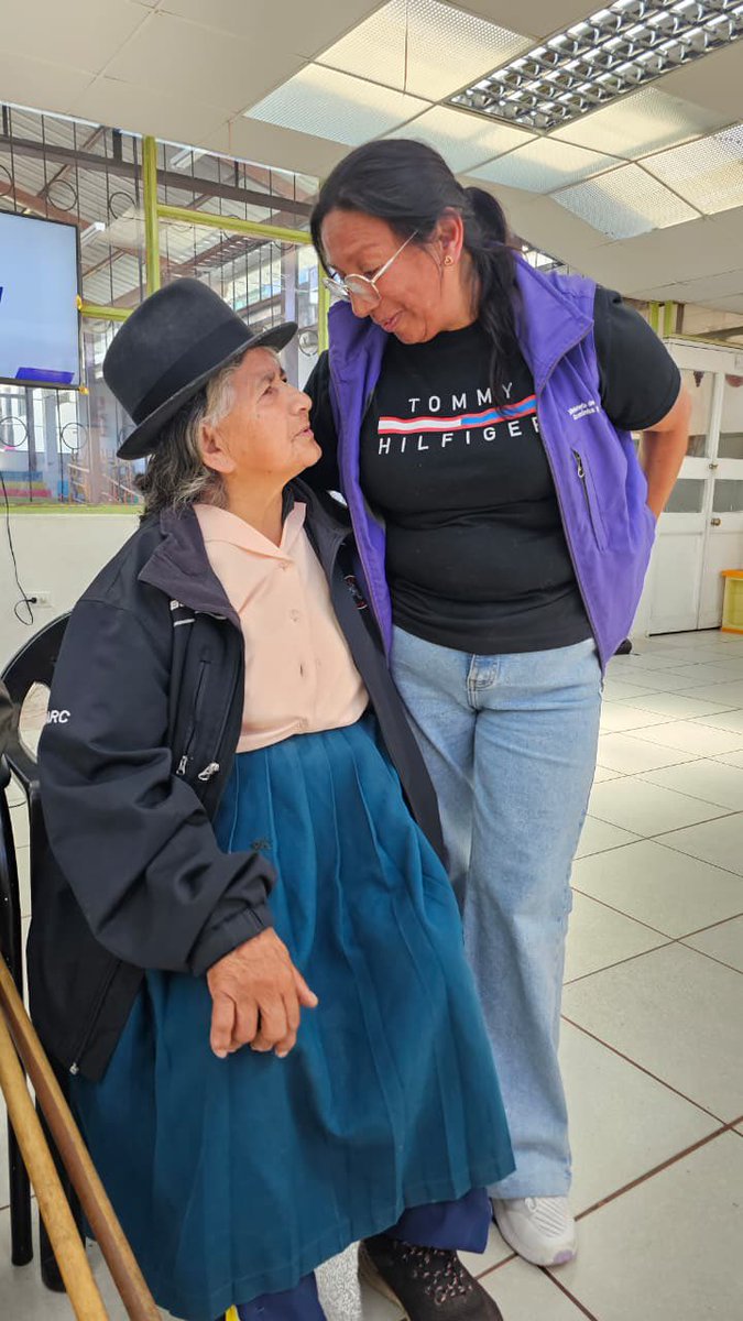 zona5MDH's tweet photo. 📍 #Guaranda | En el @DHumanoEc impulsamos #VocesEnAcción 🏡, un espacio de diálogo donde escuchamos necesidades y propuestas de familias usuarias para fortalecer los servicios en territorio. 💜 ¡Cada voz cuenta y transforma vidas! 🇪🇨

#MDHenTerritorio #GobiernoDelEcuador https://t.co/JC7ppmCHv5