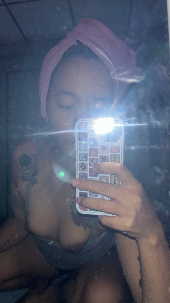 Maiky43's tweet photo. New day, new mood, new surprises. Come say hi. 👀 #sgxmm https://t.co/olgKHWV7Yr