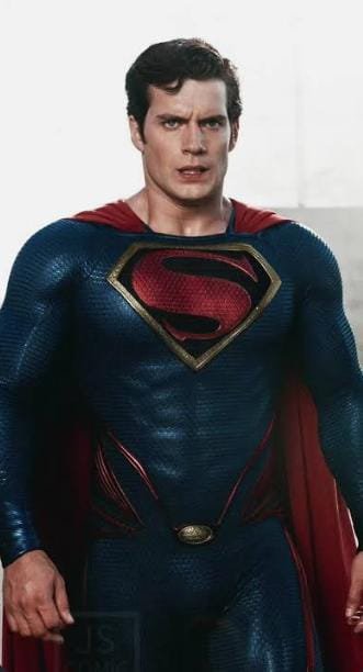 ONerdReversoX's tweet photo. Eu apoiaria esse traje em Homem de aço 2 https://t.co/U2JpH8lFk4