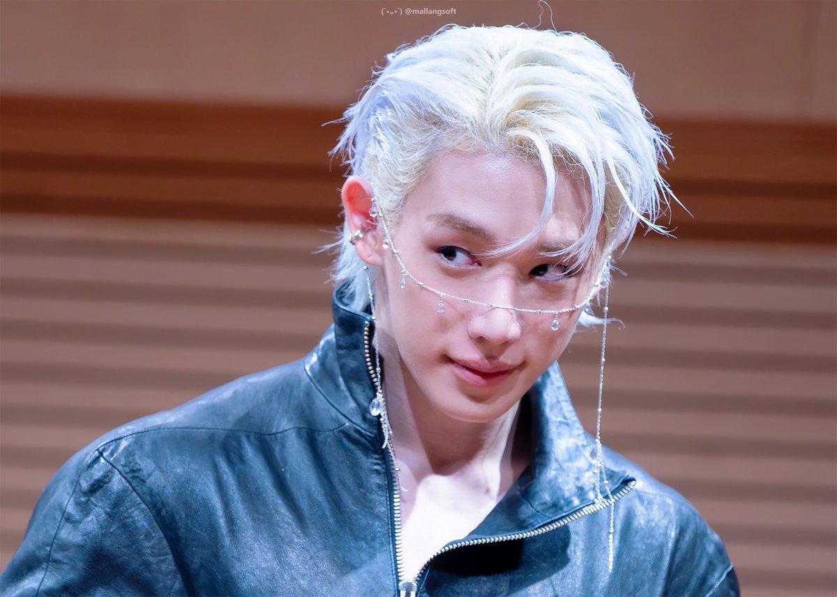 mallangsoft's tweet photo. 260725 사운드웨이브 대면팬싸

새초롬

#원호 #WONHO
#CORE #Dontwakemeup #DWMU https://t.co/Z4dqdYIfT9