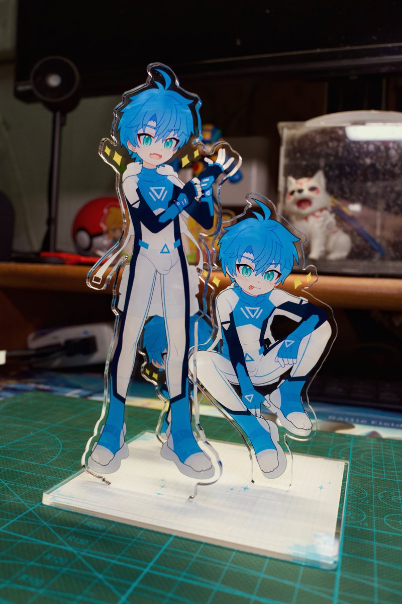 Yuu5Cs's tweet photo. 立牌的打样也到了。到时候做点送朋友。 https://t.co/1g8h17GRs0
