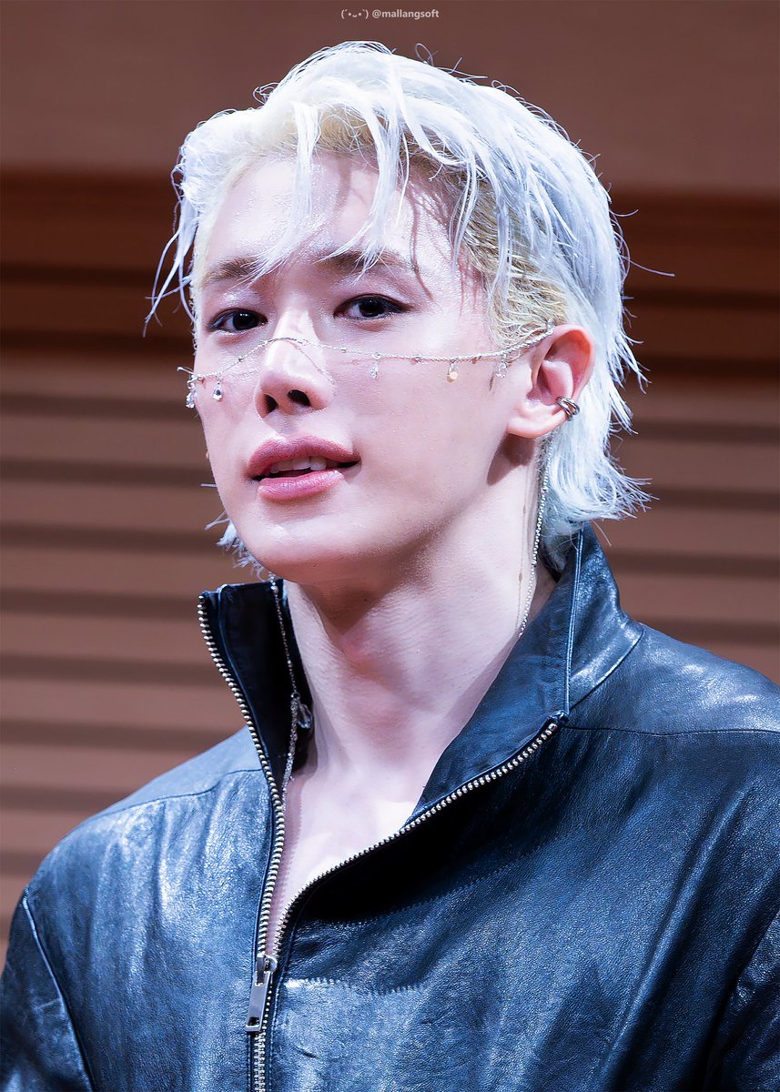 mallangsoft's tweet photo. 260725 사운드웨이브 대면팬싸

미인

#원호 #WONHO
#CORE #Dontwakemeup #DWMU https://t.co/WuXf2H5nyR