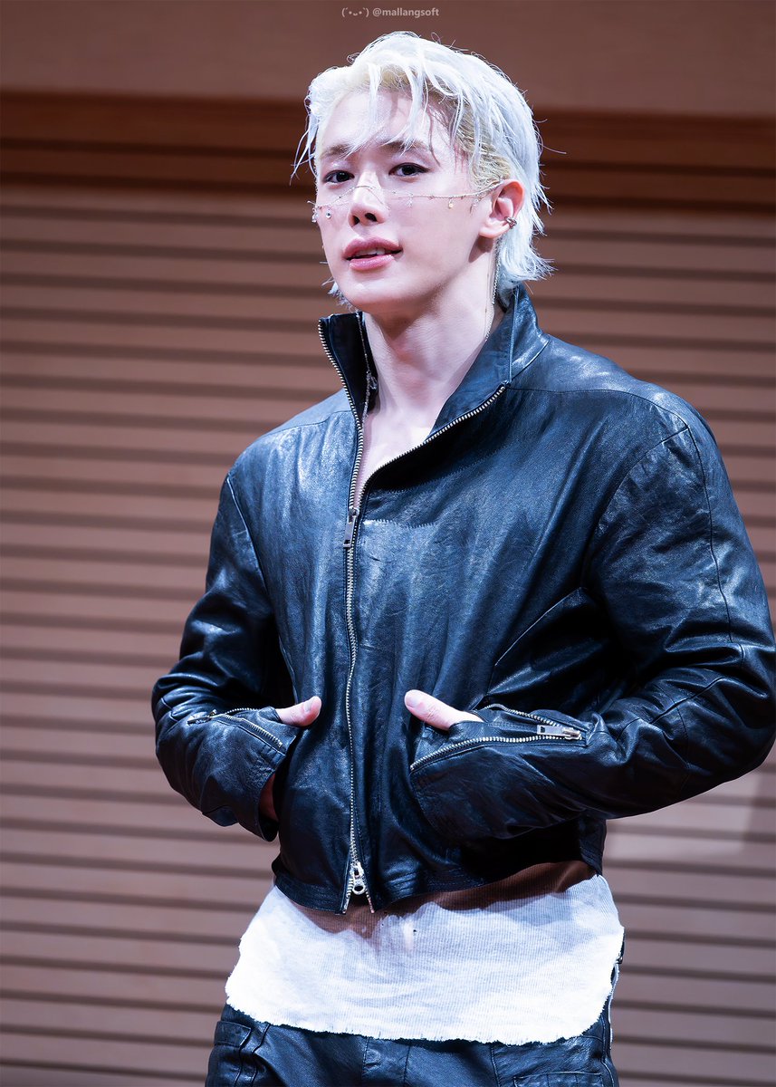mallangsoft's tweet photo. 260725 사운드웨이브 대면팬싸

미인

#원호 #WONHO
#CORE #Dontwakemeup #DWMU https://t.co/WuXf2H5nyR
