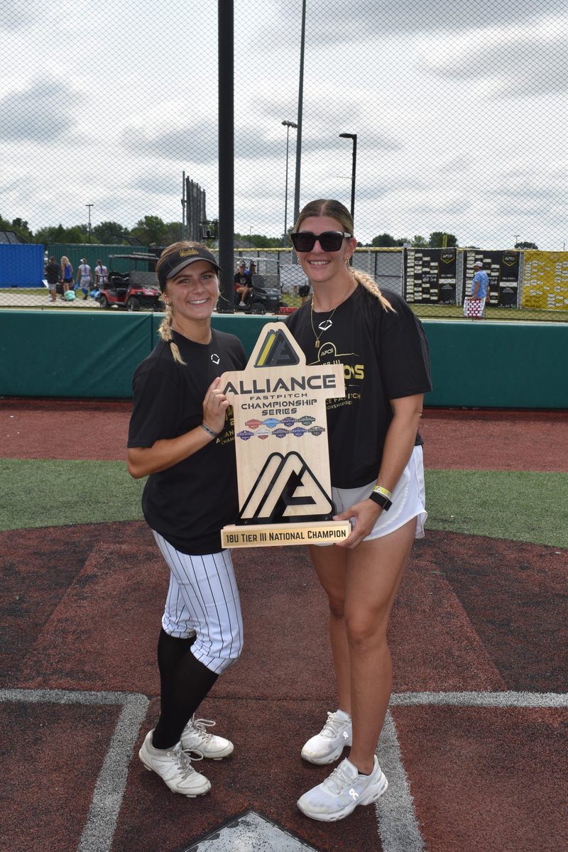ahauser2027's tweet photo. Wow! What a year it has been with @MCCheetahs The Cheetahs finished the summer season winning Alliance 18U Nationals tier 3. I’m so proud of this group for all our hard work and resilience. It has been A RIDE. Looking forward for this fall🔜 #GoCheetahs #WePlayFast #FlyWithMason @Coach__MKC @ChiCheetahsOrg @thealliancefp @BoDomeBville @ChampionCraftIL
