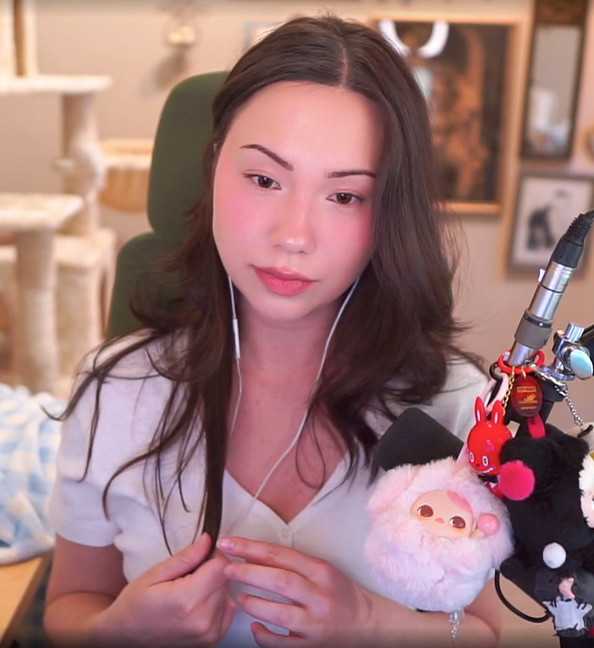 QueenSimp227 tweet picture