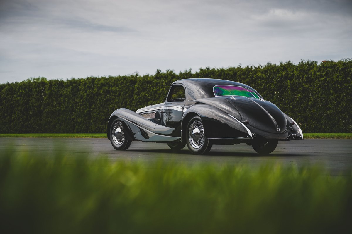 rmsothebys's tweet photo. A one-off Delage D8-120 S Coupe by Letourneur et Marchand, defined by unusually muscular and sporting proportions.

Delivered new to Portugal in 1939, it later joined The Jim Patterson Collection and was comprehensively freshened by RM Auto Restoration.

A recipient of the Pebble Beach Elegance in Motion Trophy and Best of Show honors at Hershey and Keeneland, it is offered at Monterey.

Estimate: $1,500,000 to $2,500,000 USD. Register to bid at https://t.co/i4SHcKZta4 #RMMonterey 

#RMSothebys #Delage #D8