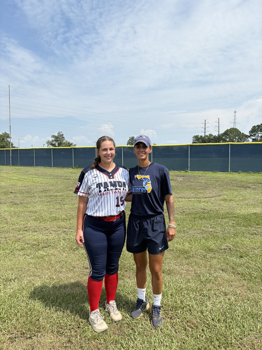 Lauren_softball's tweet photo. I had such a great camp today at Seminole State. It was great meeting some players and working with the coaching staff. I look forward to seeing what  opportunities the future holds for me.  @SeminoleStateSB @TampaMustangsRT @TampaMustangs @BradTouchet @arw0099 @jodi7us @joycewellhoefer