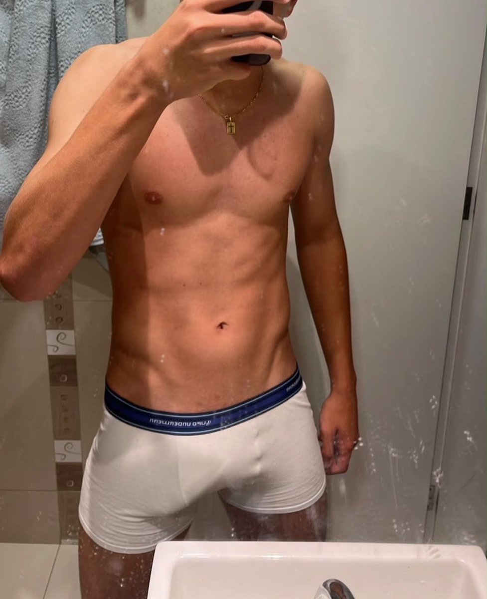 alphadomi's tweet photo. Primeira foto aqui, será que vou encontrar muitos safados? 

#PINTOSAWARDSㅤㅤ #PINTOAWARDSㅤㅤ #PINTOAWARDㅤㅤㅤ https://t.co/WBCq6FraE2