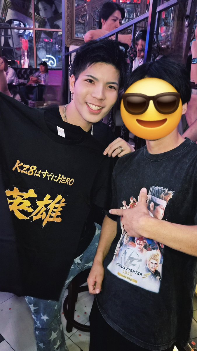 papapaparcy's tweet photo. やっとお祝いできました。
@kz8_kazuya 

#63angel 
#バーレスク東京　
#kz8 https://t.co/fkI3KNYnyJ