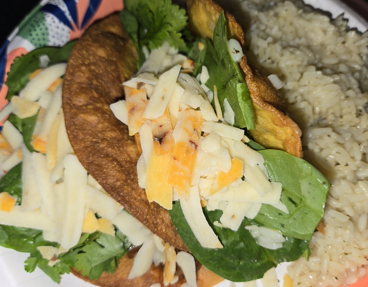 RedCrystalWing1's tweet photo. Dinner Time for @SharkWeek on @Discovery .
#TacoTuesday #SharkWeek #TacoTuesdaySharkWeek #SharkWeekTacoTuesday

🦈🌮 https://t.co/AB884bn4QA