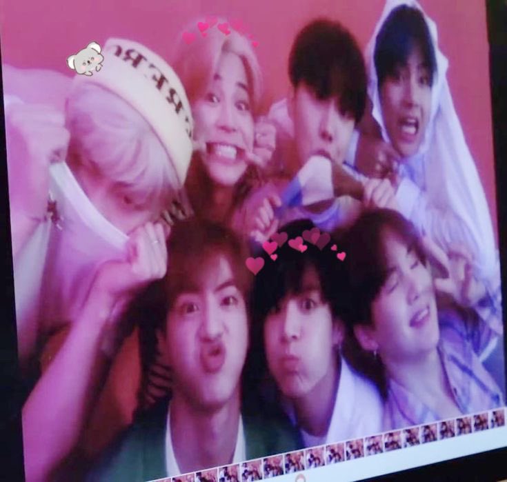 idsjuli tweet picture