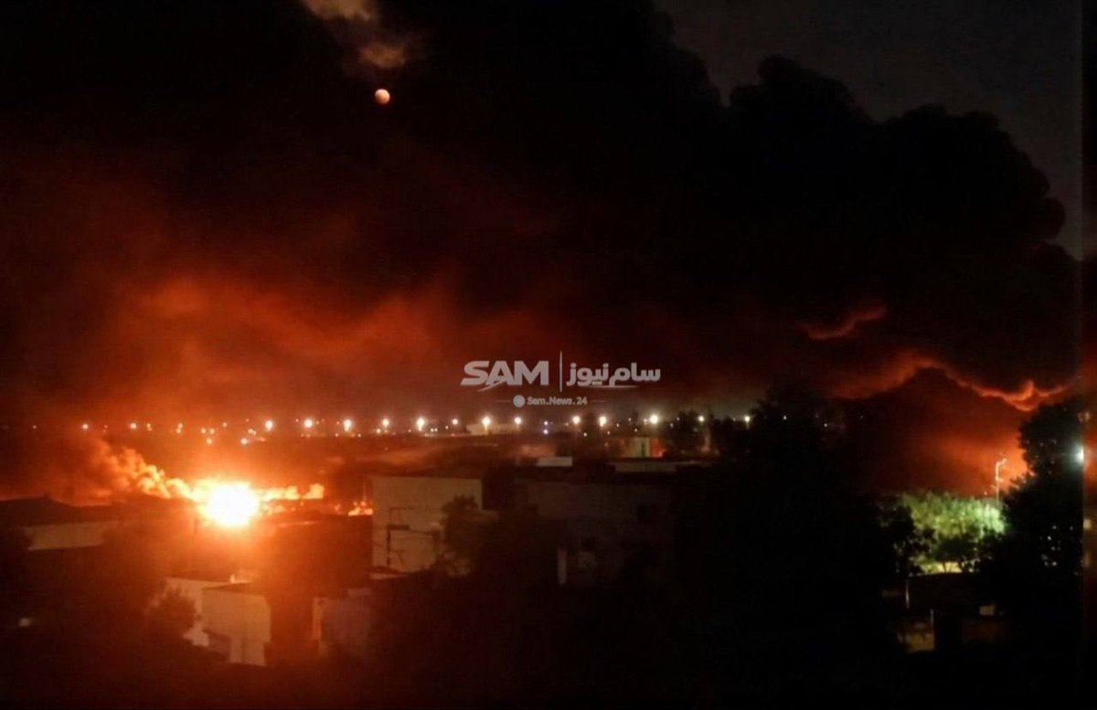 ME_Observer_'s tweet photo. 🔴Photos of the air raid carried out by the United States of America and Saudi Arabia in the Nineveh Plain in Iraq. https://t.co/gXcLB1aDmT