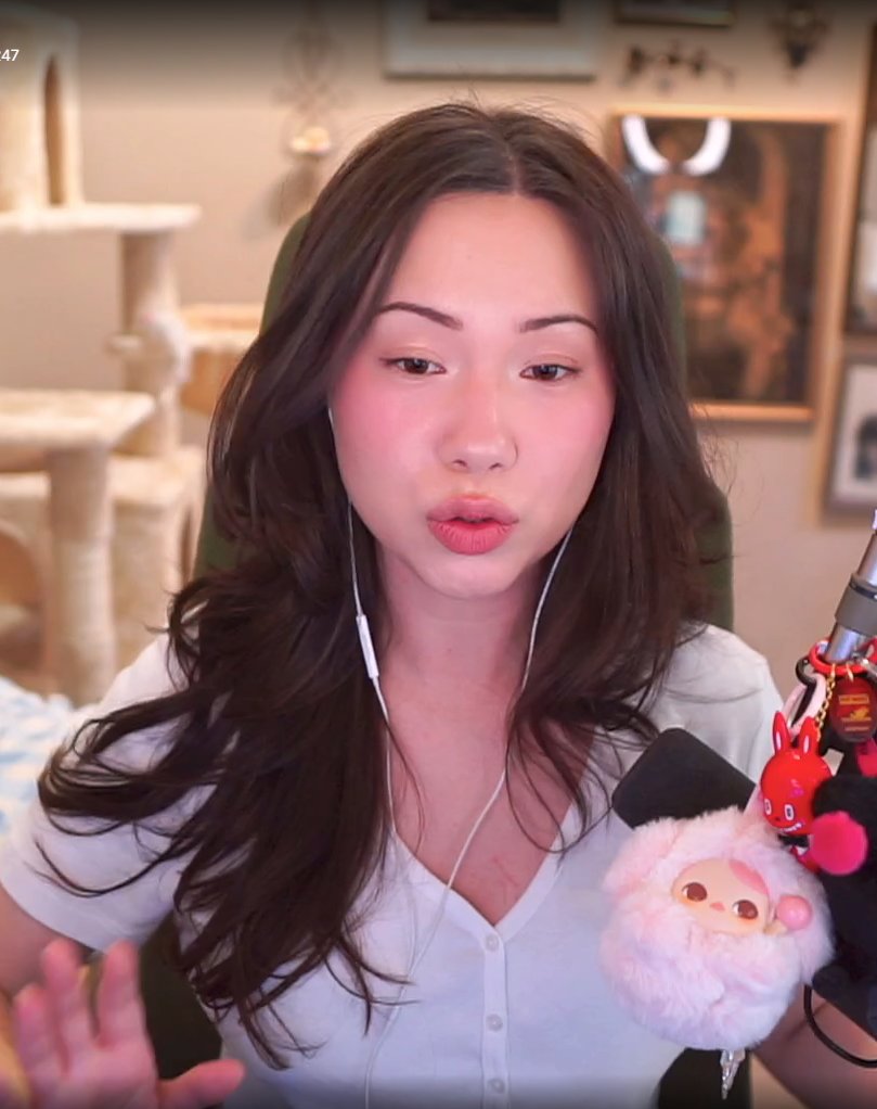 QueenSimp227 tweet picture