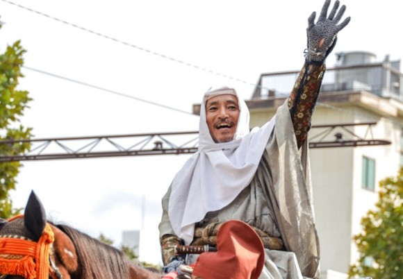 gifucitymiryoku's tweet photo. #ぎふ信長まつり
信長公騎馬武者行列の参加者募集🐎
皆様のご応募をお待ちしてます。
一緒にぎふ信長まつりを盛り上げましょう！

○募集期間
8月3日(月)～21日(金)必着

申込方法は↓
https://t.co/0wSeeWfc2p

ぎふ魅力づくり推進政策課 https://t.co/86jCXmbXov