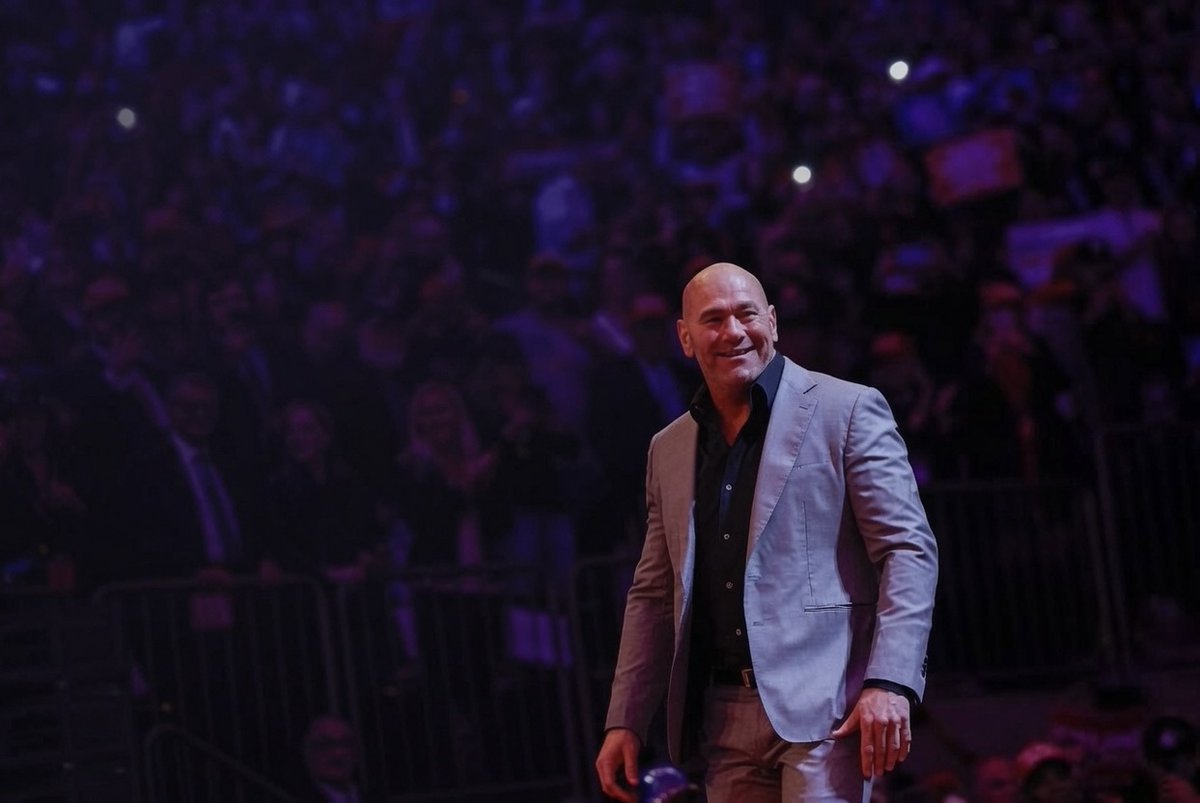 ThePeoplesMMA's tweet photo. Happy Birthday to the TRUE MMA GOAT

The man all fans, fighters, trainers, MMA brands & all peripheral industries owe a debt of gratitude to.

The one & only @DanaWhite

Love him & be grateful. When he's gone, he'll leave the greatest void MMA has ever known.

Thank you Dana! ❤️