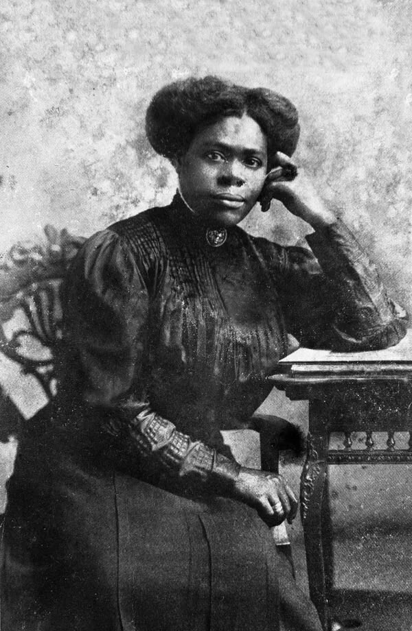 queenie4rmnola's tweet photo. “If we accept and acquiesce in the face of discrimination, we accept the responsibility ourselves... We should, therefore, protest openly everything... that smacks of discrimination or slander.”

— Mary McLeod Bethune https://t.co/fxsxhwjIrm