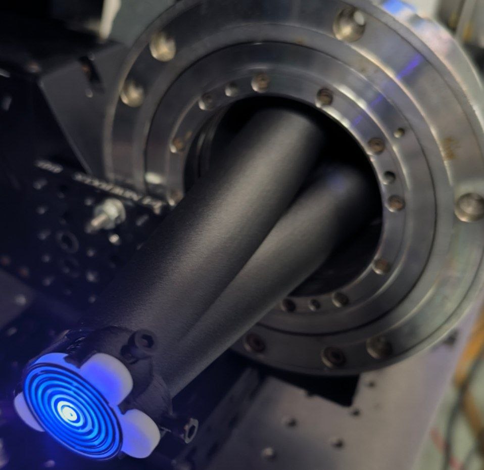 sanyatheone's tweet photo. Latest progress on a polarization-sensitive scanner: 3D printing has been a lifesaver. PLA lacked the stiffness for this setup, so PET-CF became my go-to for its mechanical and thermal stability. Iterate, test, modify—eventually it works. #3DPrinting #Optics #Automation https://t.co/UnCvNICeTp