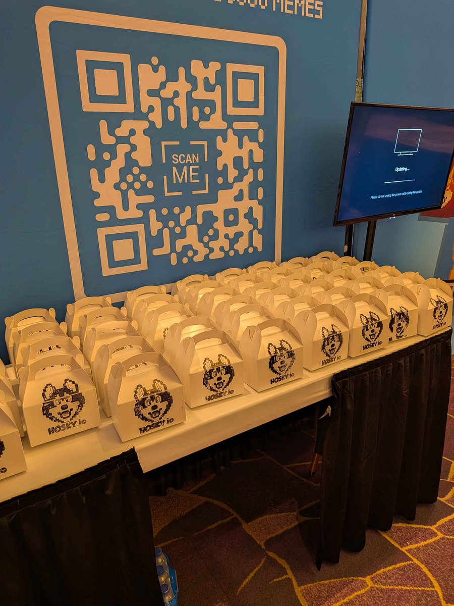 hoskytoken's tweet photo. Heading to @RareEvo? 

Don’t swing by the HOSKY booth, say bye, and grab yourself a Bear Market Crappy Meal. 

We really don’t want to see you. https://t.co/m3HV4dMX8S
